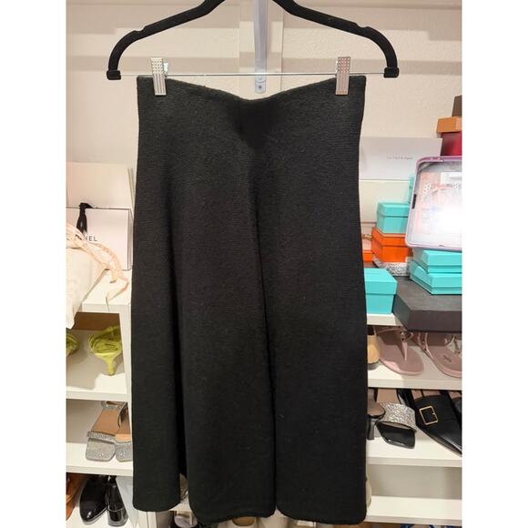 Uniqlo knit black midi skirt small NWT - Picture 3 of 3